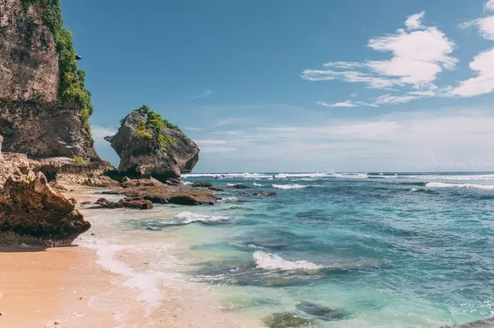 10 Pantai Terindah di Bali yang Wajib Kamu Eksplor